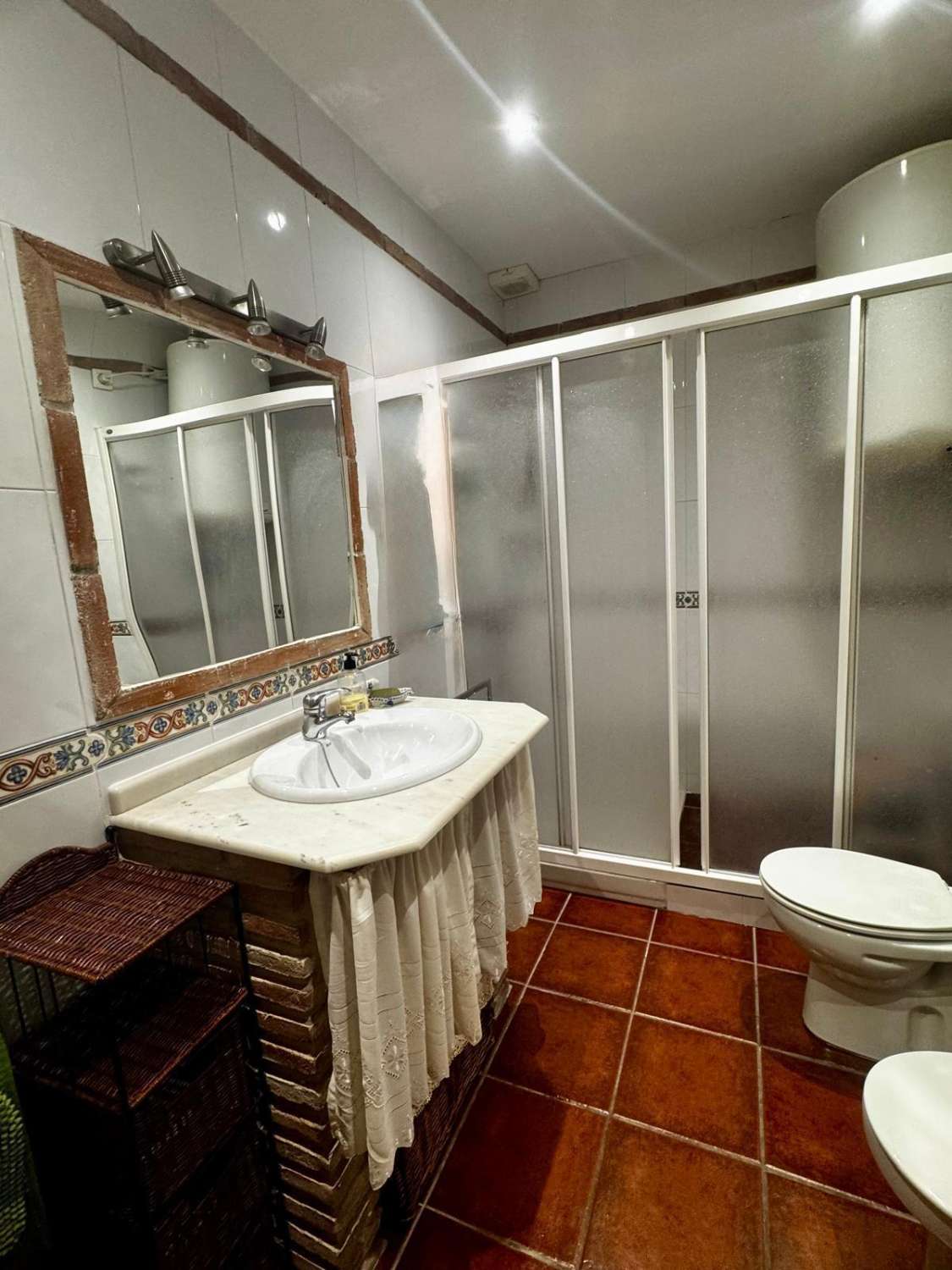 ADOSADO  4 DORMITORIOS 3 BAÑOS GARAJE Y PISCINA