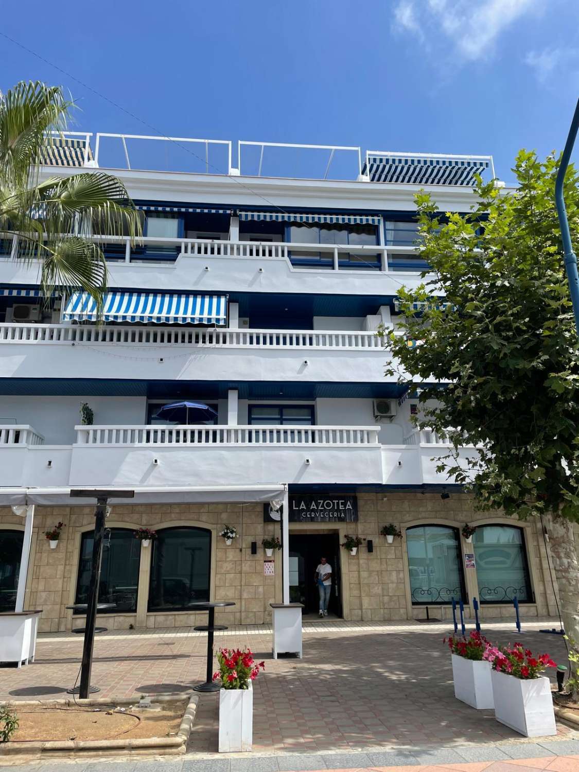 MODERNO APARTAMENTO PARA VACACIONAR EN EL MORCHE 1º LINEA
