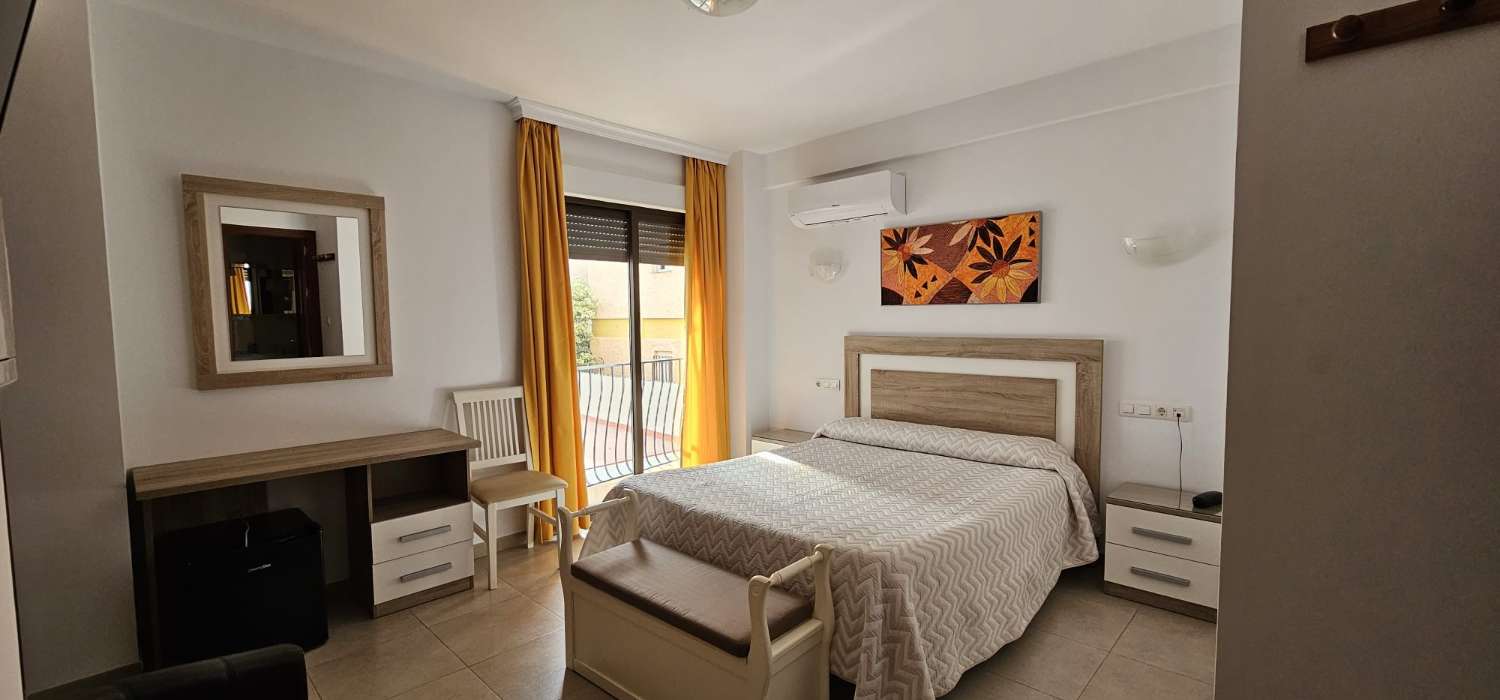 Hostel mit 21 Zimmern und 23 Badezimmern