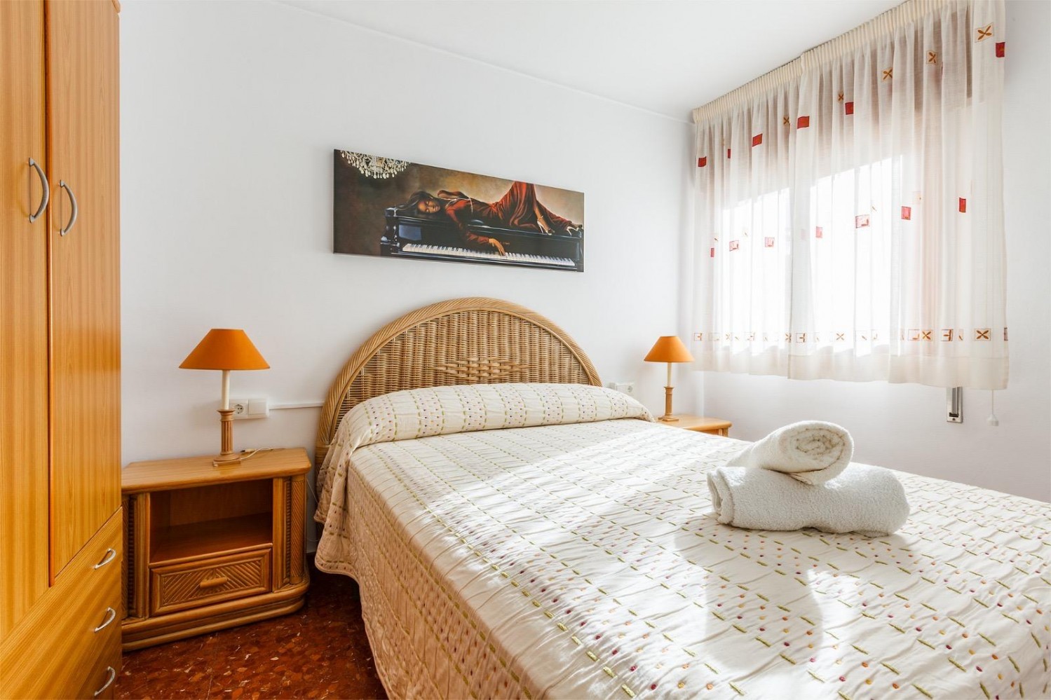 ET SOVEROM I CALETA DE VELEZ PÅ STRANDFORDEN