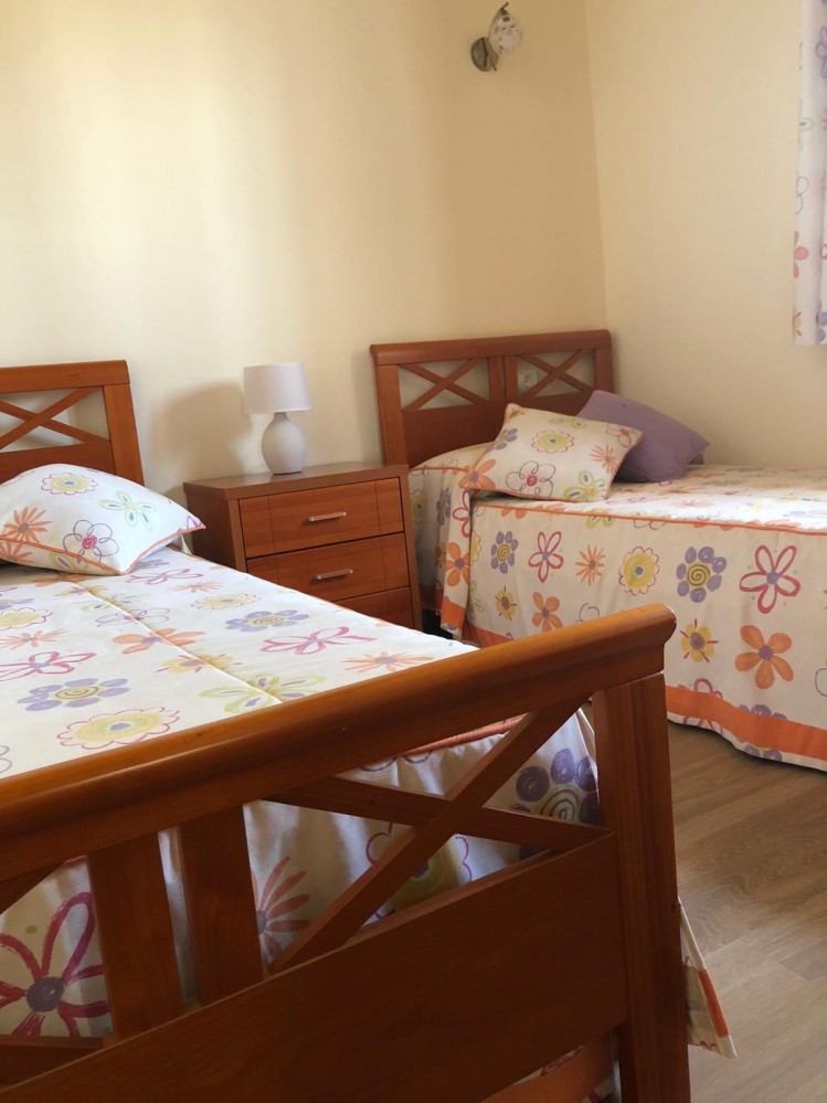 TRE SOVEROM, TO BAD, PLUSS SVØMMEBASSENG