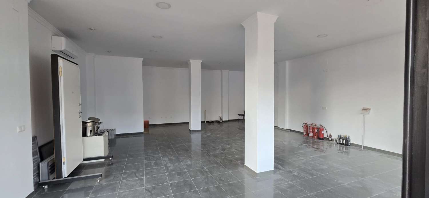 COMMERCIAL PREMISES near MERCADONA