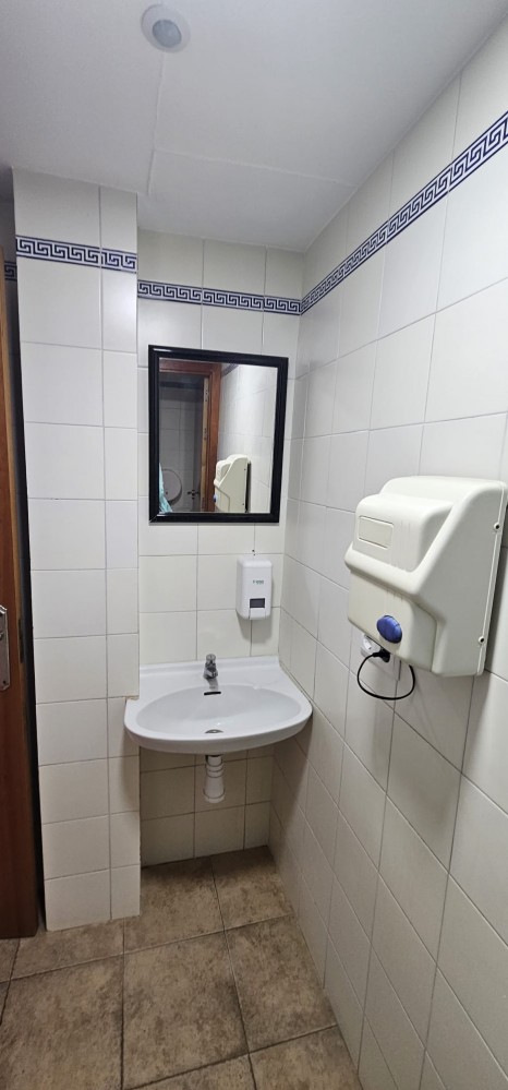 COMMERCIAL PREMISES near MERCADONA