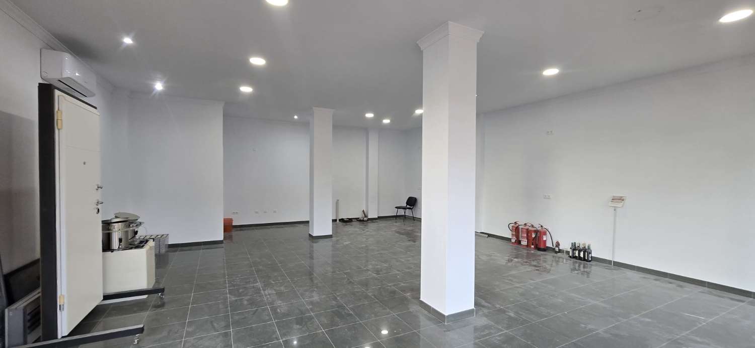 COMMERCIAL PREMISES near MERCADONA
