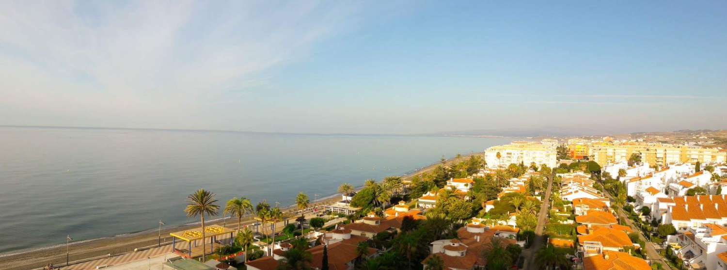 EIN-ZIMMER-WOHNUNG DIREKT AM STRAND