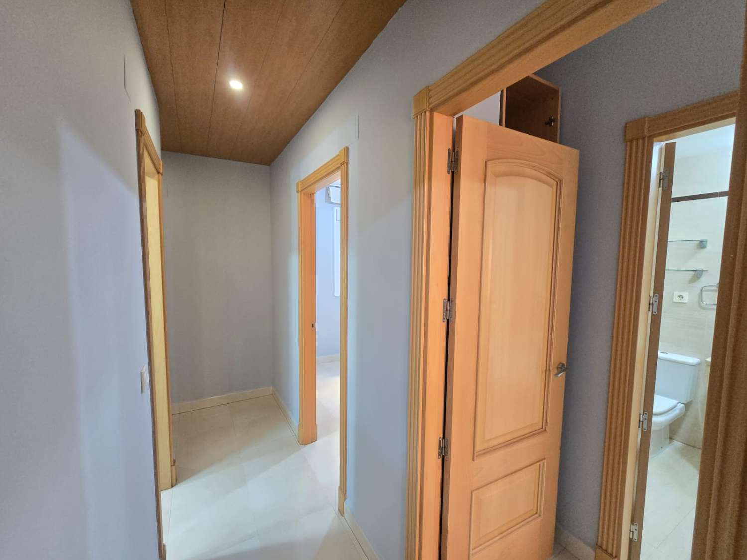 TRES DORMITORIOS DOS BAÑOS Y AMPLIO PATIO