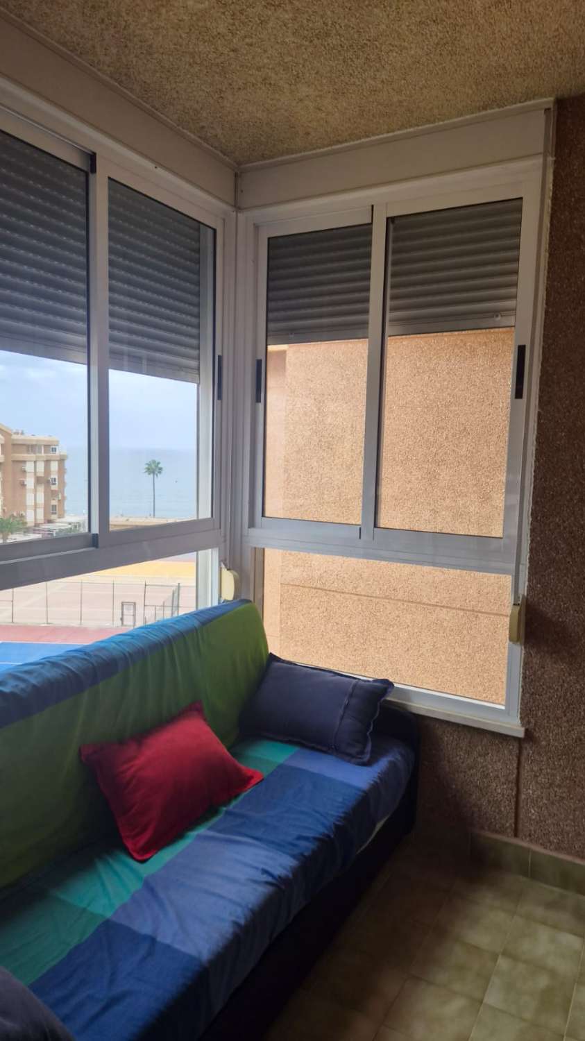 DOS DORMITORIOS EN COSTA DEL ORO