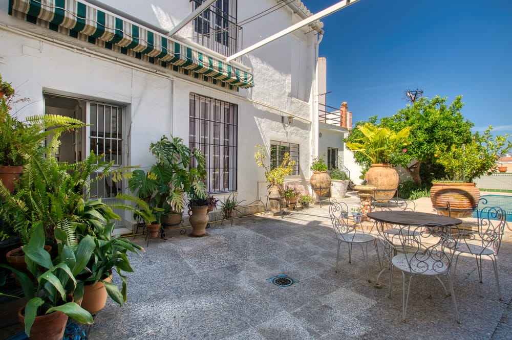 CASAS ADOSADA  EN VELEZ MALAGA